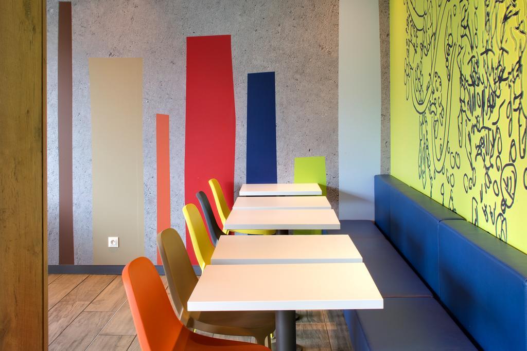 Ibis Budget Montceau Les Mines Exterior foto