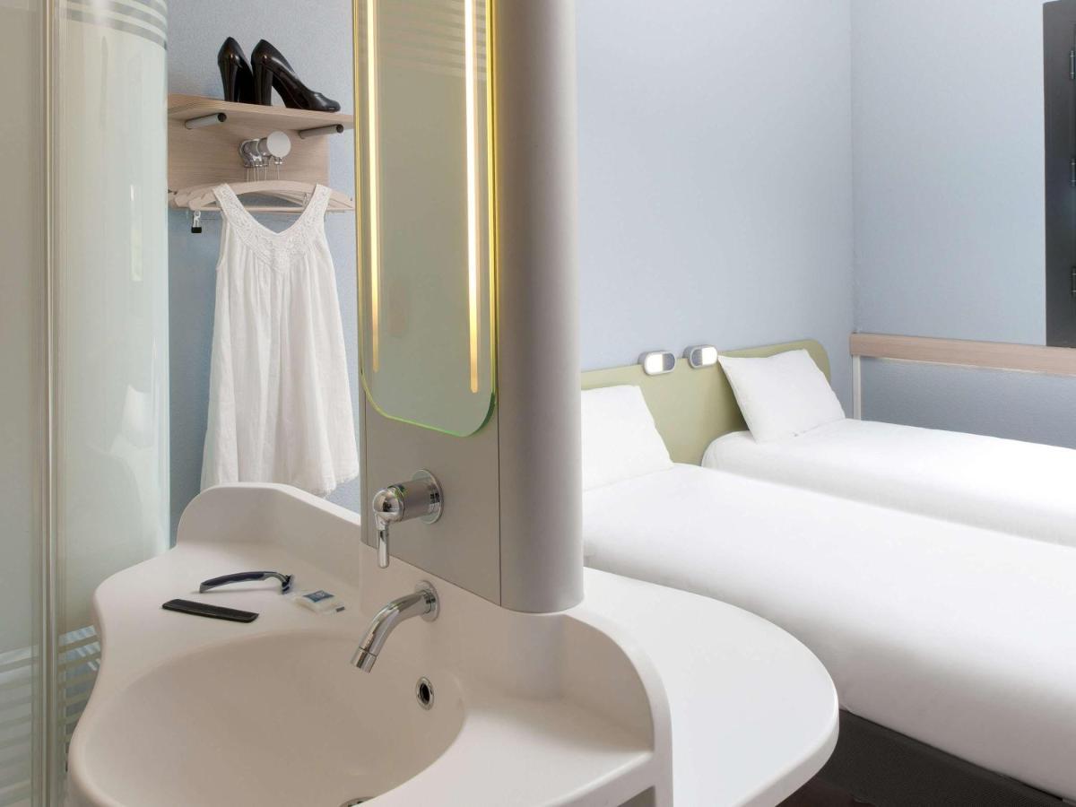 Ibis Budget Montceau Les Mines Exterior foto